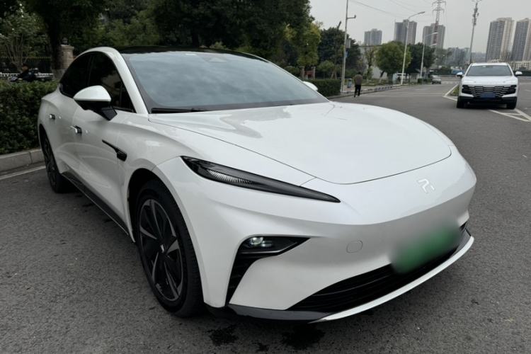 Used Rising F7 2023 Advanced Edition Exterior 4
