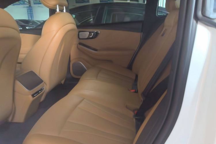 Used Rising F7 2023 Advanced Edition Interior 1