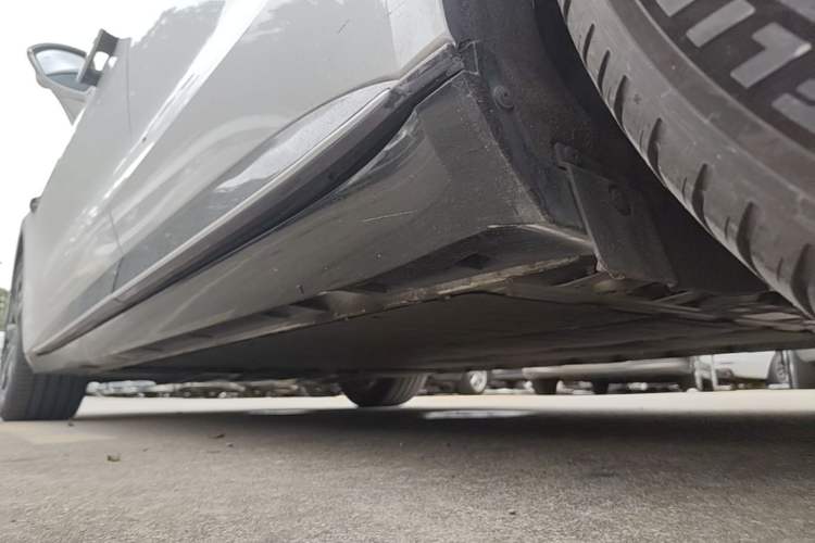 Used Rising F7 2023 Advanced Pro Edition Left Side Sill
