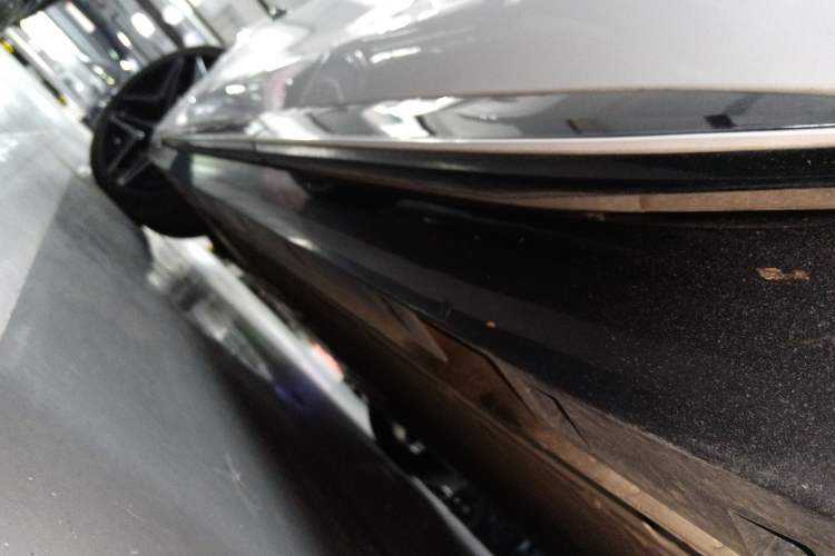 Used Rising F7 2023 Performance Pro Edition Left Side Sill