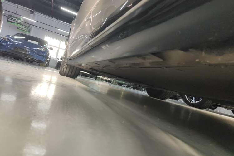 Used Rising F7 2023 Advanced Edition Left Side Sill