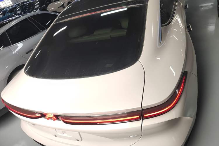 Used Rising F7 2023 Advanced Edition Rear