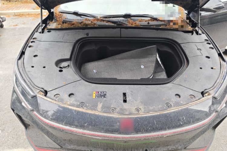 Used Rising MARVEL R 2021 Rear-Drive PRO Edition Engine Bay