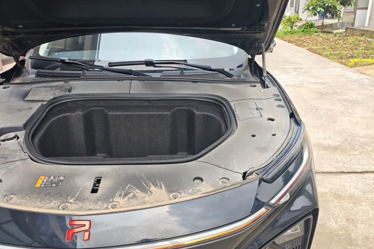 Used Rising MARVEL R 2021 Rear-Drive PRO Edition Engine Bay Left