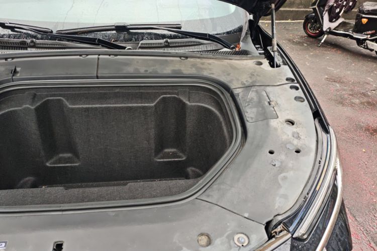 Used Rising MARVEL R 2021 Rear-Drive PRO Edition Engine Bay Left