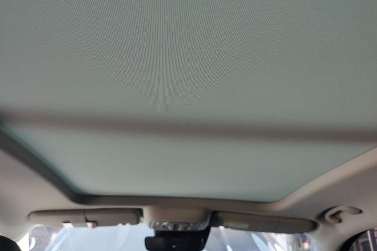 Used Rising MARVEL R 2021 Rear-Drive PRO Edition Headliner