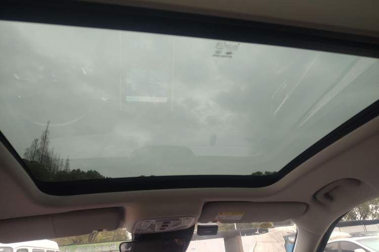 Used Rising MARVEL R 2021 Rear-Drive PRO Edition Headliner