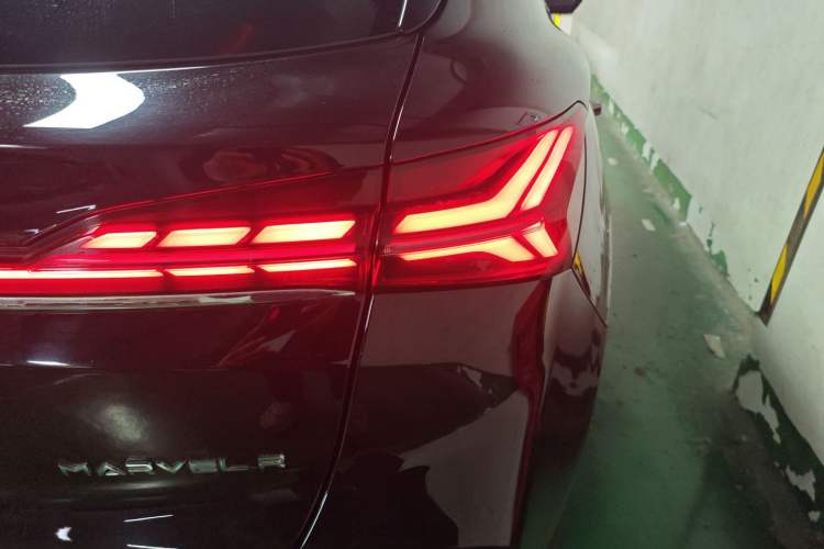 Used Rising MARVEL R 2021 Rear-Drive PRO Edition Right Rear Taillight