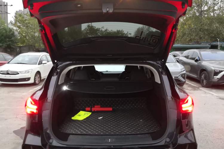 Used Rising MARVEL R 2021 Four-Wheel-Drive PRO Edition Trunk