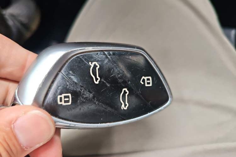 Used Rising MARVEL R 2021 Rear-Drive PRO Edition Vehicle Key