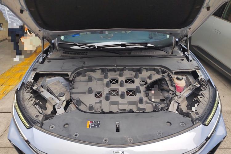 Used Rising MARVEL R 2021 Four-Wheel-Drive PRO Edition Engine Bay