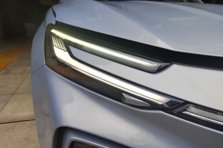 Used Rising MARVEL R 2021 Four-Wheel-Drive PRO Edition Right Front Headlight