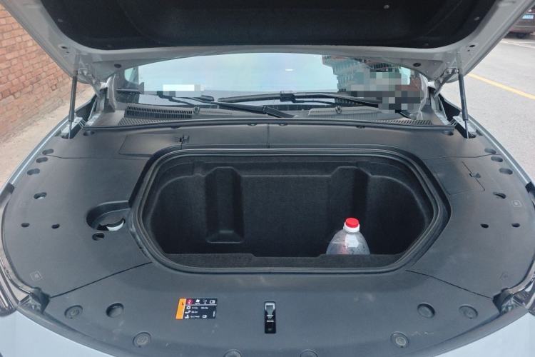 Used Rising MARVEL R 2021 Rear-Drive Standard Edition Engine Bay