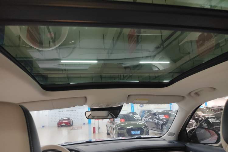 Used Rising MARVEL R 2021 Rear-Drive PRO Edition Headliner