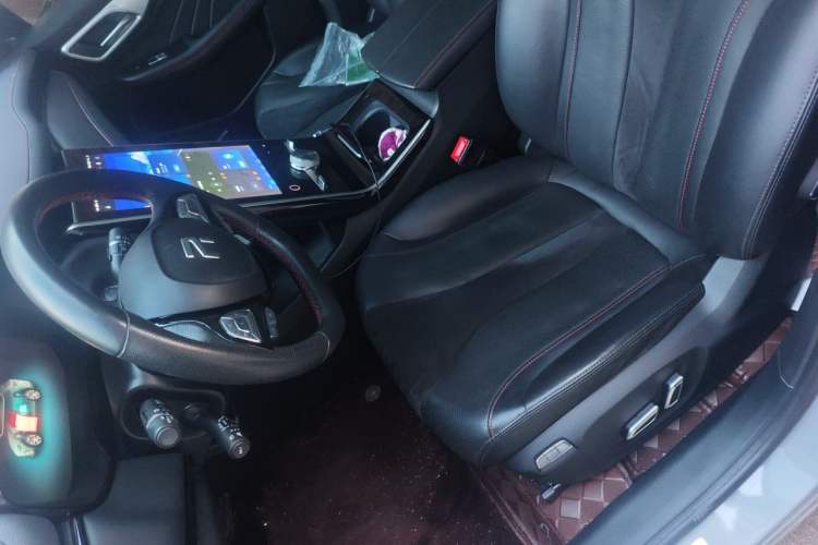 Used Rising MARVEL R 2021 Rear-Drive Standard Edition Left Front Seat