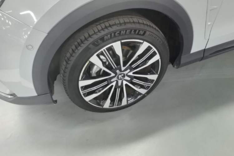 Used Rising MARVEL R 2021 Rear-Drive Standard Edition Left Front Wheel Hub