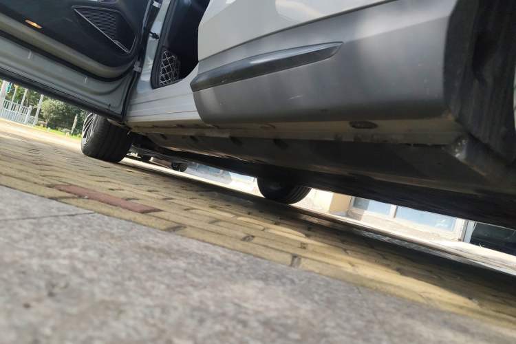 Used Rising MARVEL R 2021 Rear-Drive PRO Edition Left Side Sill
