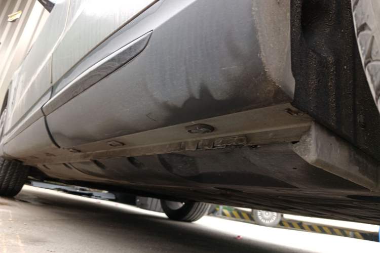 Used Rising MARVEL R 2021 Rear-Drive PRO Edition Left Side Sill