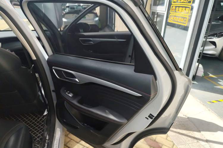 Used Rising MARVEL R 2021 Rear-Drive PRO Edition Right Rear Door Interior