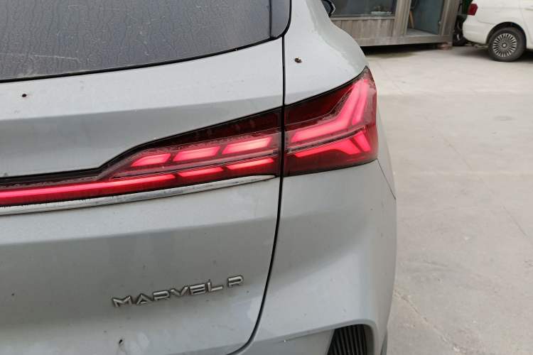 Used Rising MARVEL R 2021 Rear-Drive PRO Edition Right Rear Taillight