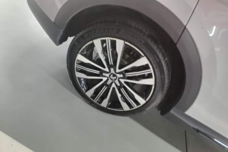 Used Rising MARVEL R 2021 Rear-Drive Standard Edition Right Rear Wheel Hub