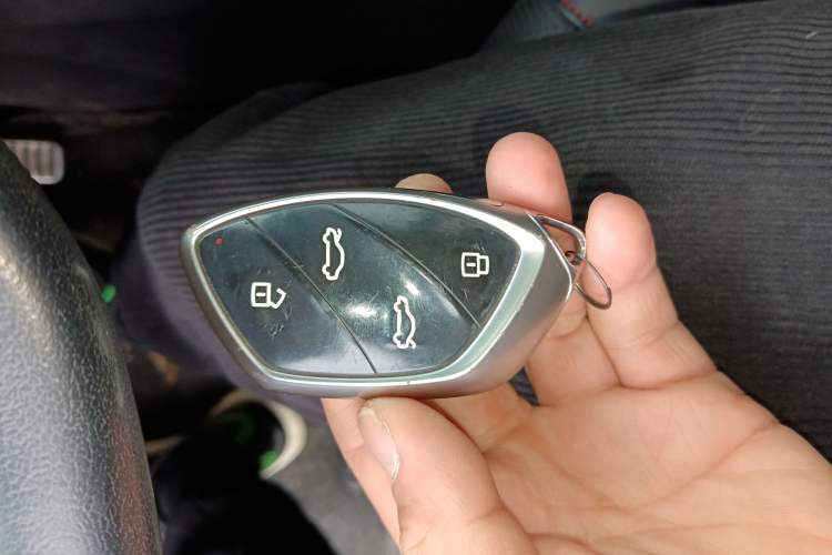 Used Rising MARVEL R 2021 Rear-Drive PRO Edition Vehicle Key