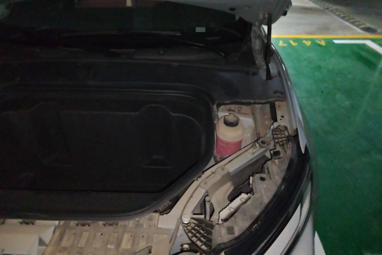 Used Rising MARVEL R 2021 Rear-Drive PRO Edition Engine Bay Left