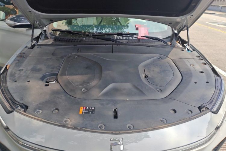 Used Rising MARVEL R 2021 Four-Wheel-Drive PRO Edition Engine Bay