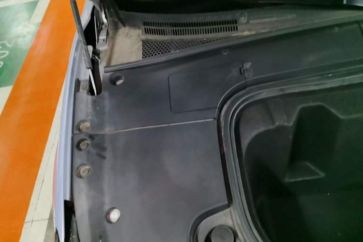 Used Rising MARVEL R 2021 Rear-Drive PRO Edition Engine Bay Right