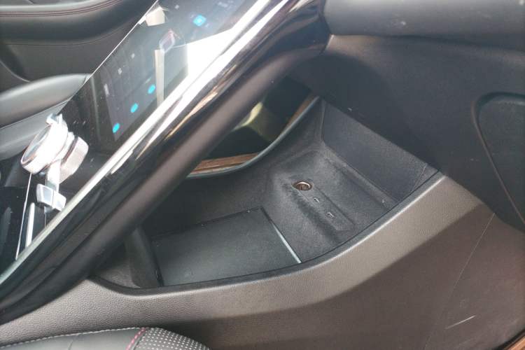 Used Rising MARVEL R 2021 Rear-Drive PRO Edition Interior 5