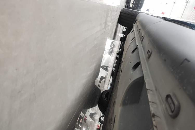 Used Rising MARVEL R 2021 Rear-Drive PRO Edition Left Side Sill