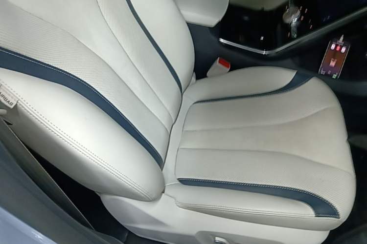 Used Rising MARVEL R 2021 Rear-Drive PRO Edition Right Front Seat