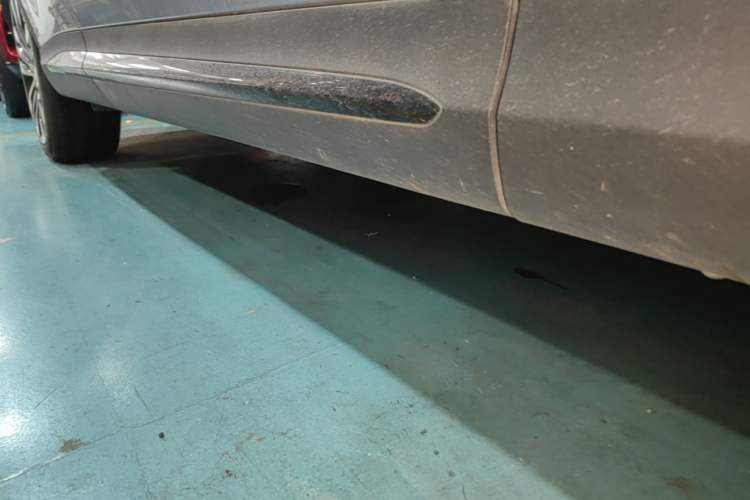 Used Rising MARVEL R 2021 Rear-Drive PRO Edition Right Side Sill