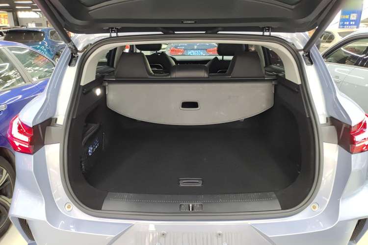 Used Rising MARVEL R 2021 Rear-Drive PRO Edition Trunk