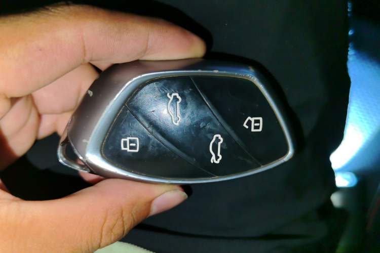 Used Rising MARVEL R 2021 Rear-Drive PRO Edition Vehicle Key
