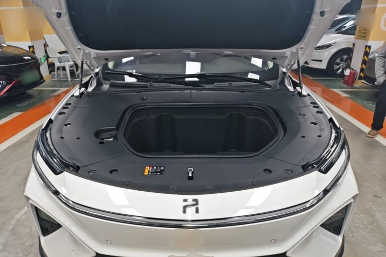 Used Rising MARVEL R 2021 Rear-Drive PRO Edition Engine Bay