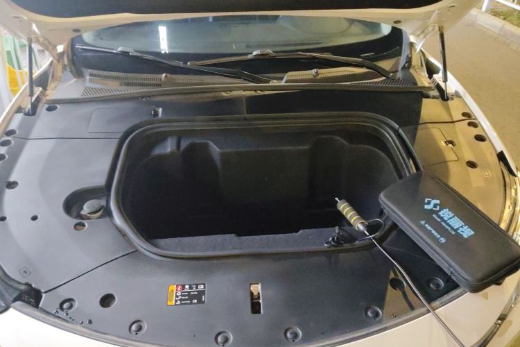 Used Rising MARVEL R 2021 Rear-Drive PRO Edition Engine Bay