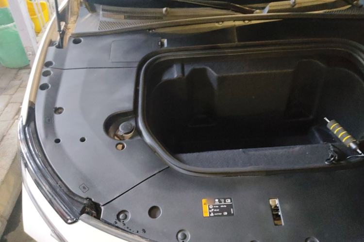 Used Rising MARVEL R 2021 Rear-Drive PRO Edition Engine Bay Right