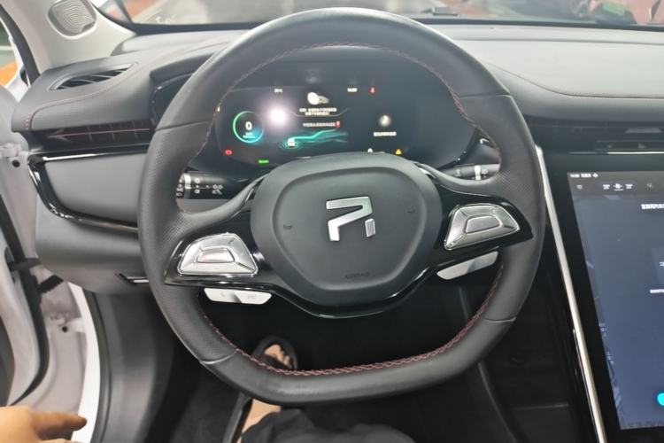 Used Rising MARVEL R 2021 Rear-Drive PRO Edition Steering Wheel