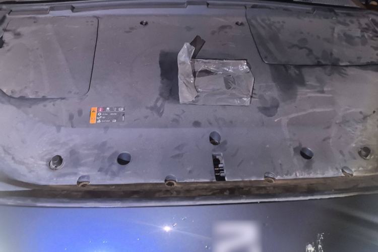 Used Rising R7 2022 Long-Range Advanced Edition Engine Bay