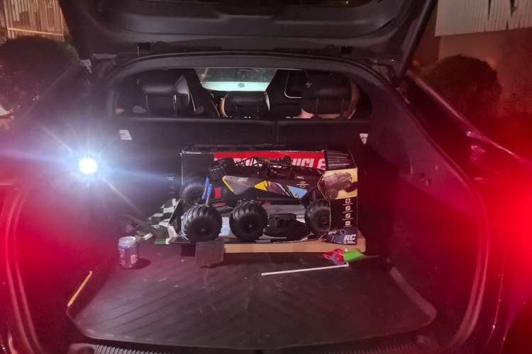 Used Rising R7 2022 Long-Range Advanced Edition Trunk