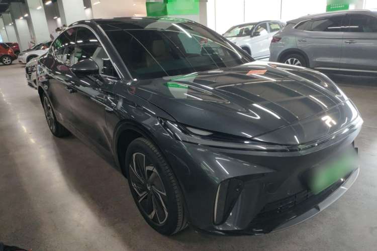 Used Rising R7 2022 Long-Range Advanced Edition Exterior 2