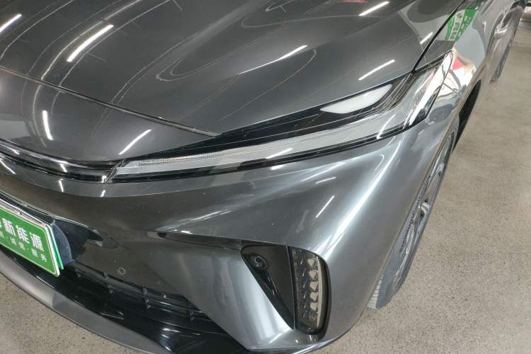 Used Rising R7 2022 Long-Range Advanced Edition Left Front Headlight