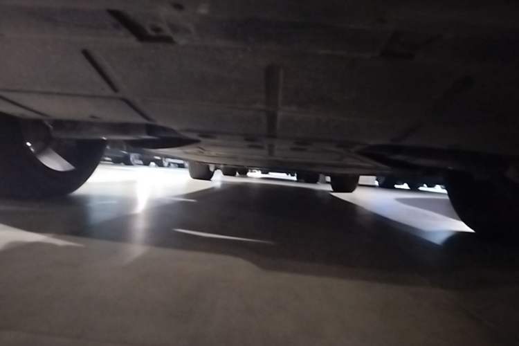 Used Rising R7 2022 Flagship Advanced Edition Chassis Rear