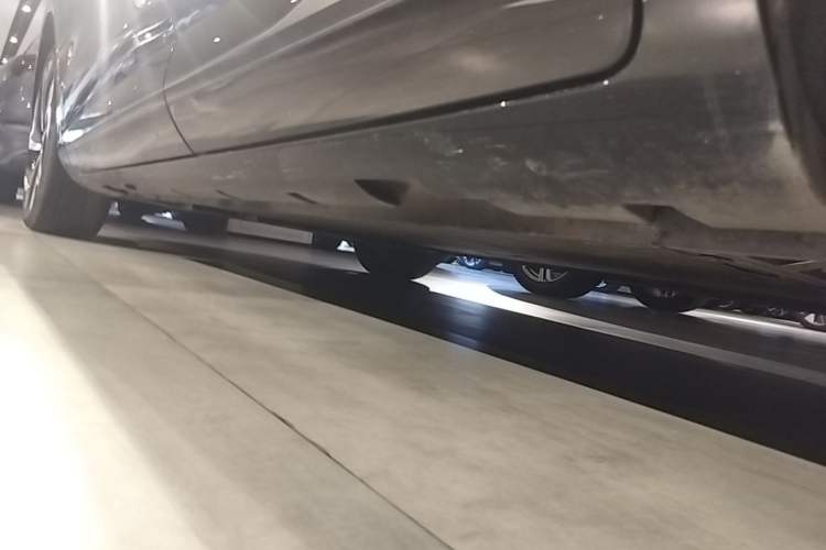 Used Rising R7 2022 Flagship Advanced Edition Chassis Rear Left