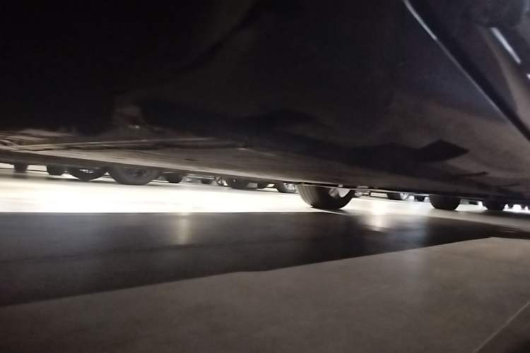 Used Rising R7 2022 Flagship Advanced Edition Chassis Rear Right