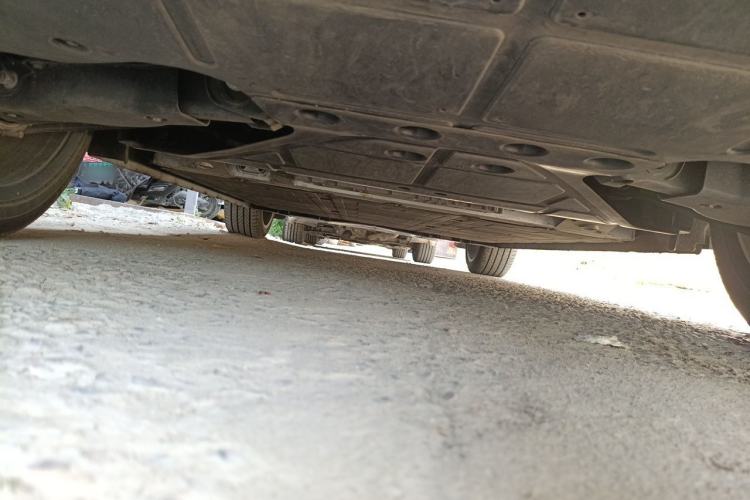 Used Rising R7 2022 Long-Range Advanced Edition Chassis Rear
