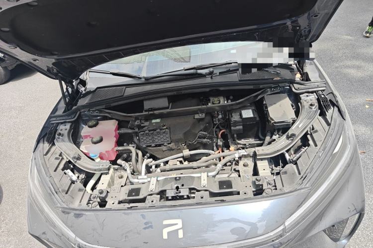 Used Rising R7 2022 Flagship Advanced Edition Engine Bay