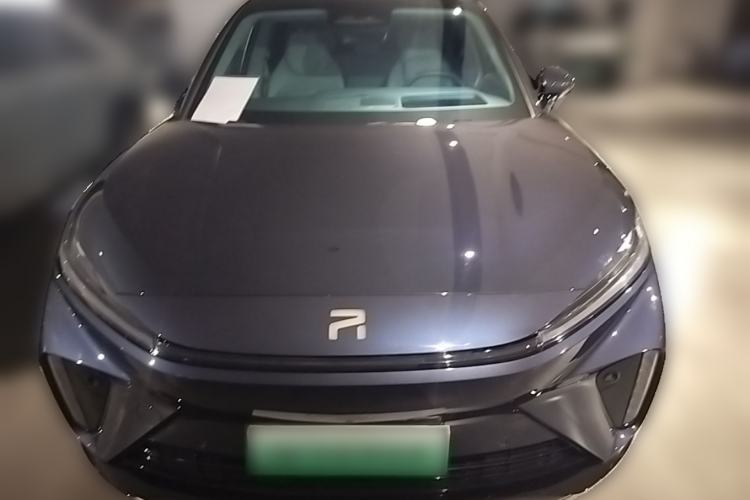 Used Rising R7 2022 Flagship Advanced Edition Front