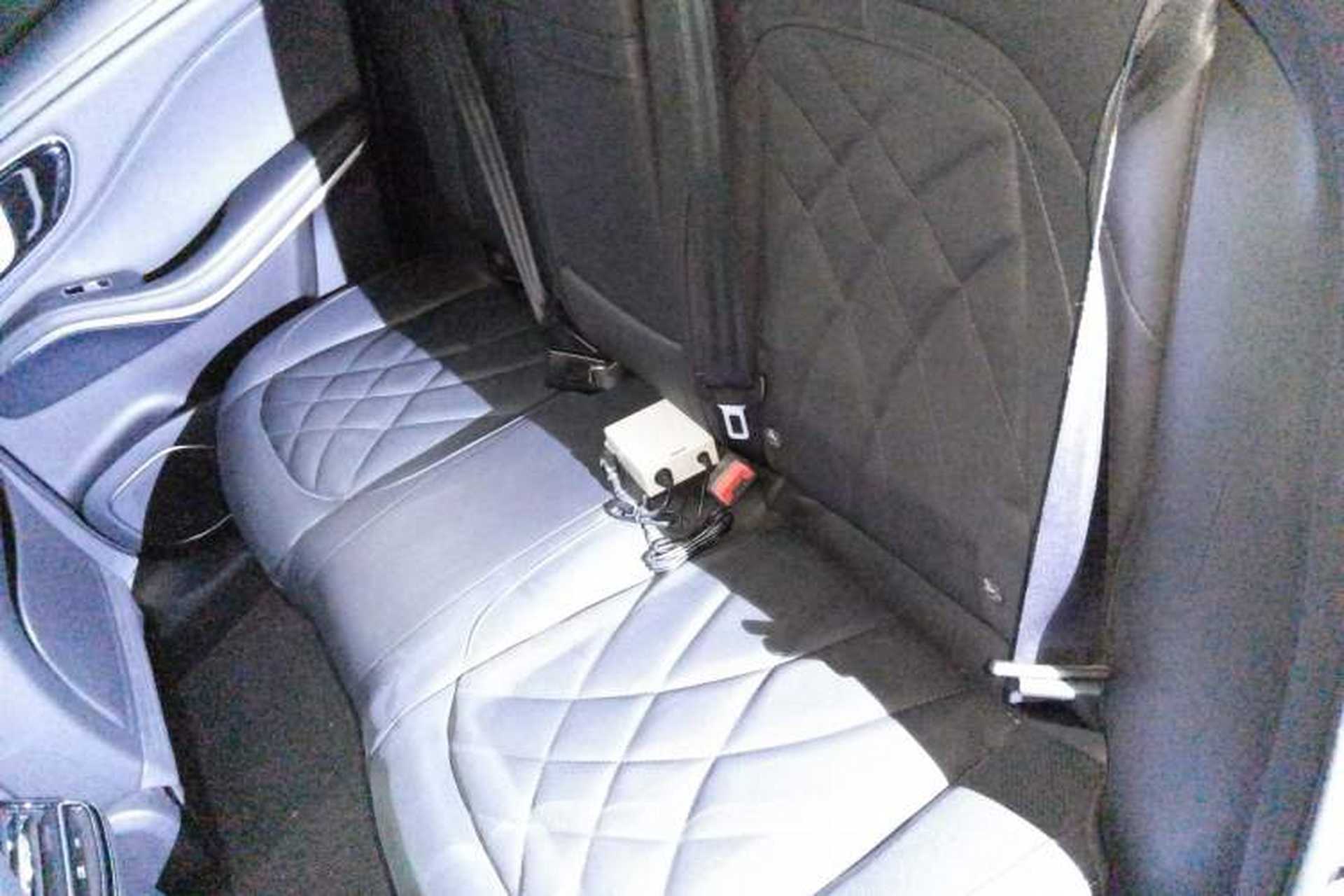 Used Rising R7 2022 High-Performance Advanced Edition Interior 4